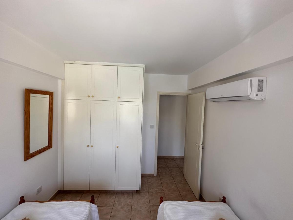 Kato Paphos Apartment Ngoại thất bức ảnh
